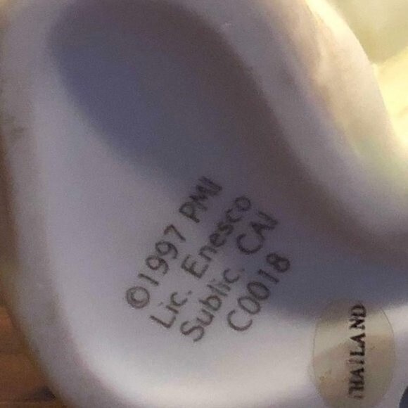 PRECIOUS MOMENTS FIGURINE MARKED " COLLECTORS' CLUB" C) 1997 PMI ENESCO - Picture 5 of 6